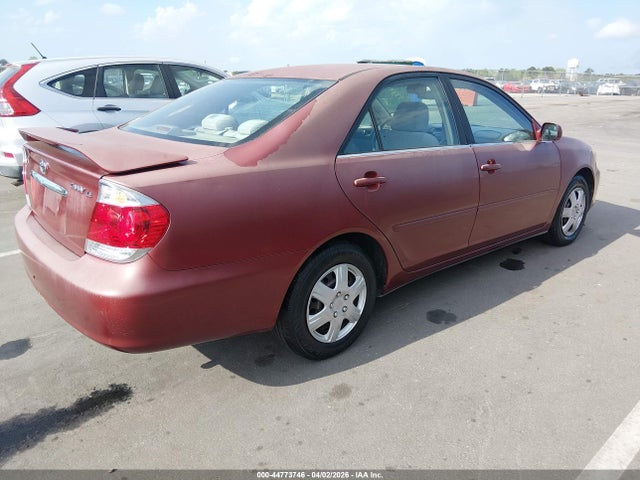 2005 TOYOTA CAMRY 4T1BE32K75U393338 Photo 3