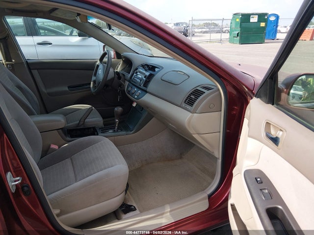2005 TOYOTA CAMRY 4T1BE32K75U393338 Photo 4