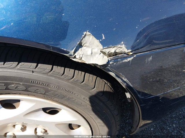 44773754 :رقم المزاد ، 1G8JU52FX1Y524700 vin ، 2001 Saturn L200 مزاد بيع