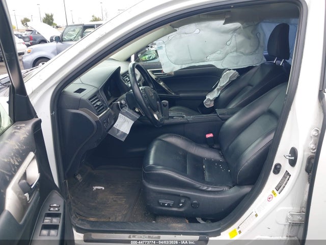 JTHKD5BH4E2191378 Lexus CT 200H
