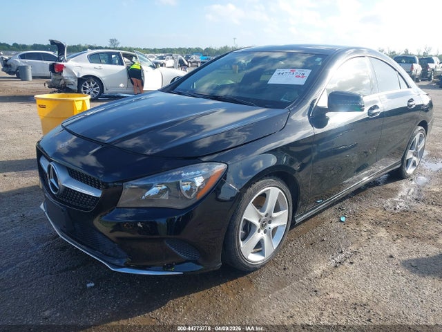 44773778 :رقم المزاد ، WDDSJ4EB9JN563937 vin ، 2018 Mercedes-benz Cla 250 مزاد بيع