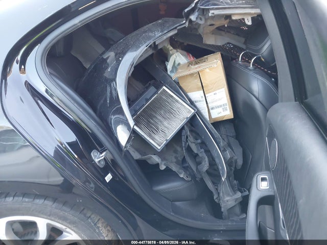 55SWF4JB9HU188514 Mercedes-Benz C 300