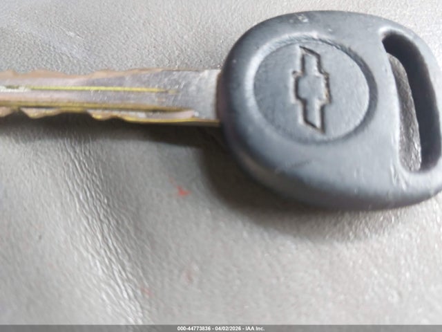 2001 CHEVROLET SUBURBAN 1500 1GNFK16T71J281244 Photo 10