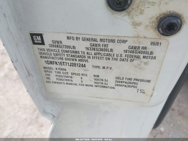 2001 CHEVROLET SUBURBAN 1500 1GNFK16T71J281244 Photo 8