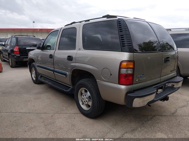 2001 CHEVROLET TAHOE 1GNEC13T11J242002 Photo 2