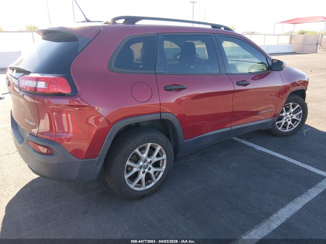 1C4PJLAB1GW274599 Jeep Cherokee Sport