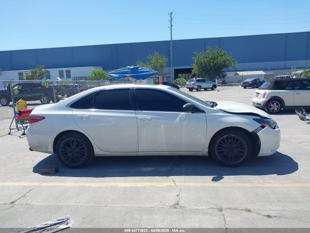 2016 Toyota Camry Se მანქანა იყიდება აუქციონზე, vin: 4T1BF1FK5GU247325, აუქციონის ნომერი: 44773922