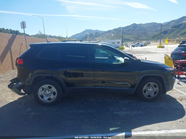 1C4PJLAB3HW663245 Jeep Cherokee Sport Fwd