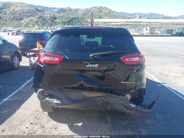 1C4PJLAB3HW663245 Jeep Cherokee Sport Fwd