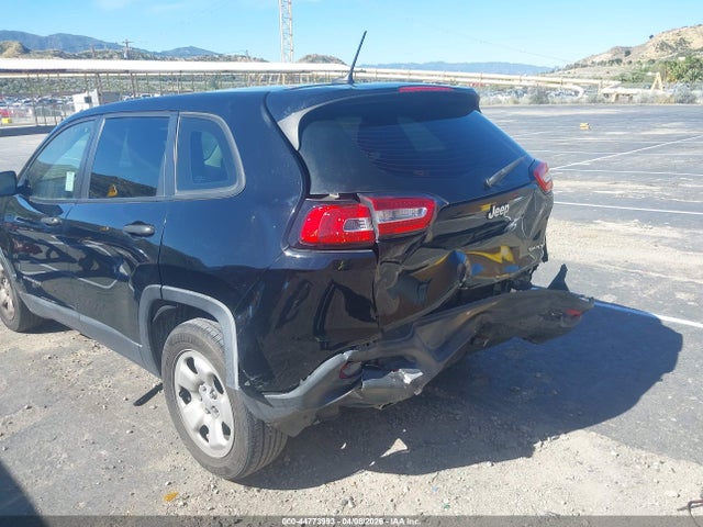 1C4PJLAB3HW663245 Jeep Cherokee Sport Fwd