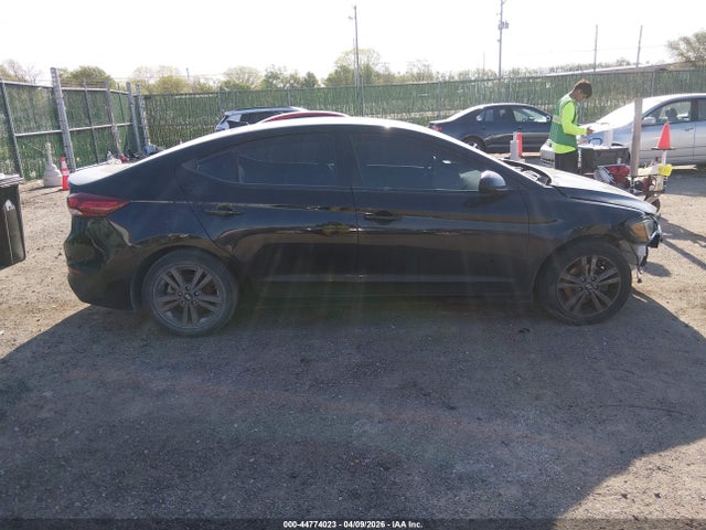5NPD84LF9JH292124 Hyundai Elantra Value Edition