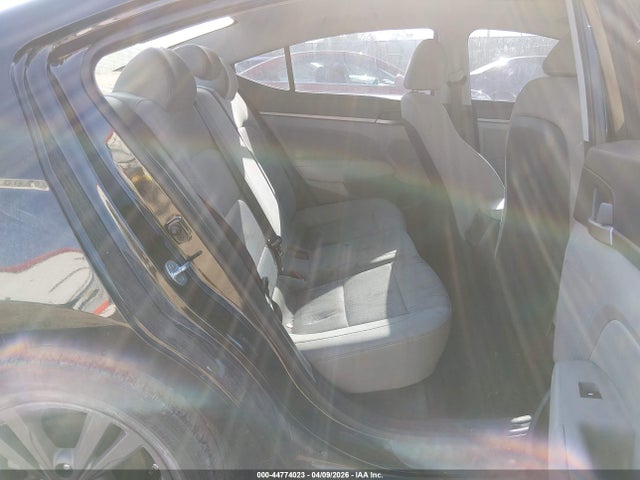 5NPD84LF9JH292124 Hyundai Elantra Value Edition
