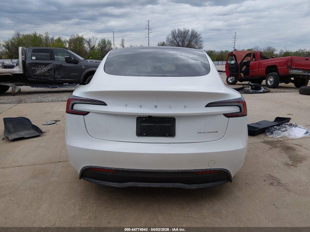 Tesla Model 3 Long Range All-wheel Drive 2025 5YJ3E1EB3SF932910 Image 16