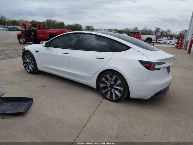 Tesla Model 3 Long Range All-wheel Drive 2025 5YJ3E1EB3SF932910 Image 3