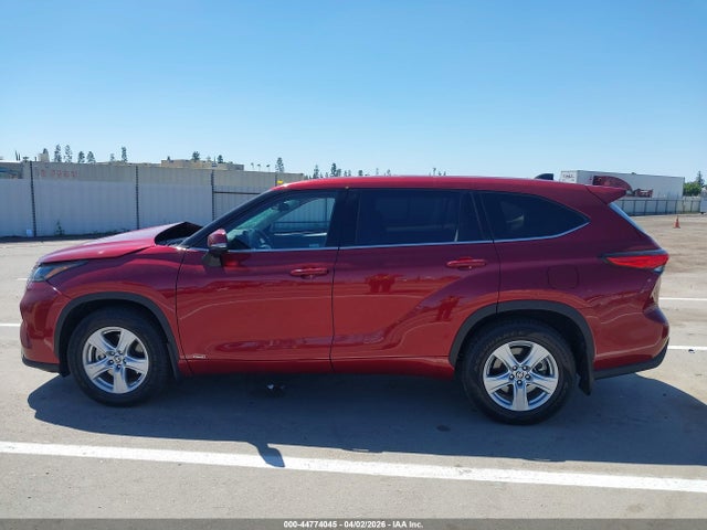 Toyota Highlander Hybrid Le 2022 5TDBBRCHXNS559620 Image 15