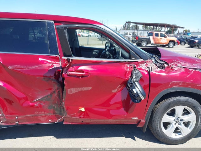 Toyota Highlander Hybrid Le 2022 5TDBBRCHXNS559620 Image 19