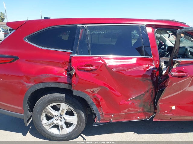 Toyota Highlander Hybrid Le 2022 5TDBBRCHXNS559620 Image 20