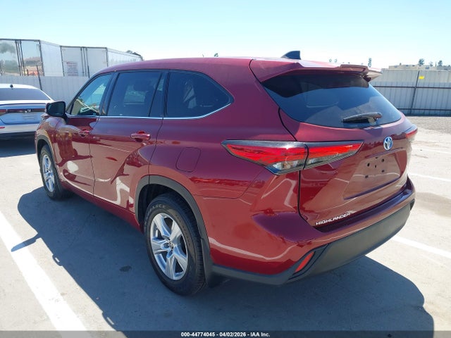 2022 TOYOTA HIGHLANDER 5TDBBRCHXNS559620 Photo 2