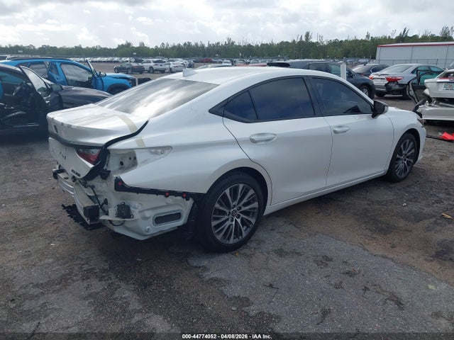 Aukcja sprzedaży 2021 Lexus Es 350, vin: 58ADZ1B14MU101872, numer aukcji: 44774052
