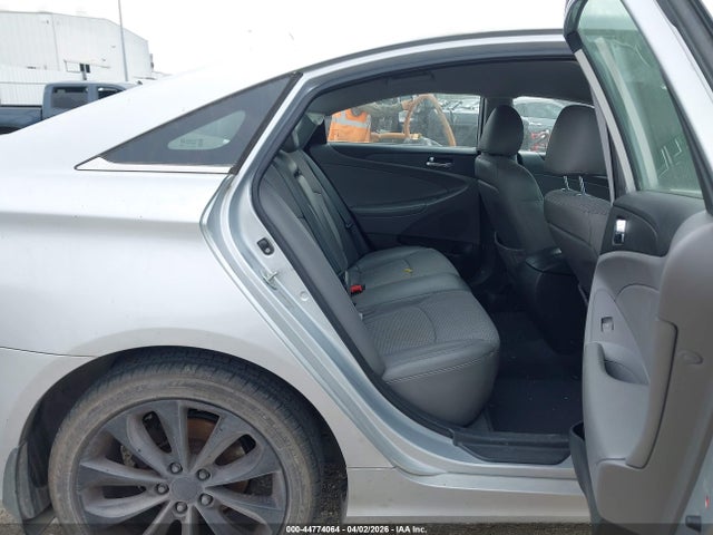44774064 :رقم المزاد ، 5NPEC4AC2BH107294 vin ، 2011 Hyundai Sonata Se مزاد بيع