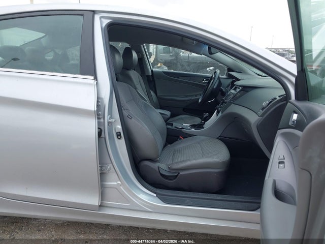 44774064 :رقم المزاد ، 5NPEC4AC2BH107294 vin ، 2011 Hyundai Sonata Se مزاد بيع