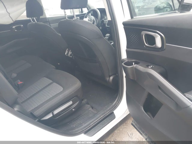 Продажа на аукционе авто 2023 Kia Sorento Lx, vin: 5XYRGDLCXPG244873, номер лота: 44774065