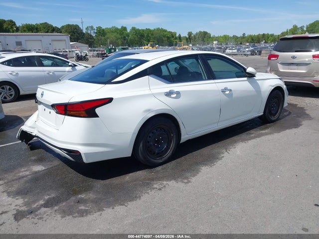 Продаж на аукціоні авто 2022 Nissan Altima S Fwd, vin: 1N4BL4BV2NN411979, номер лоту: 44774097