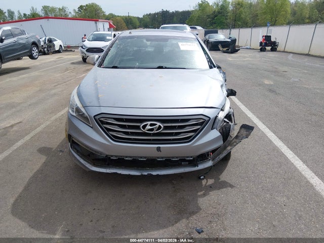2017 Hyundai Sonata Limited მანქანა იყიდება აუქციონზე, vin: 5NPE34AFXHH560498, აუქციონის ნომერი: 44774111