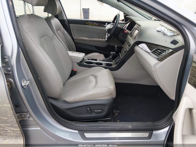 2017 Hyundai Sonata Limited მანქანა იყიდება აუქციონზე, vin: 5NPE34AFXHH560498, აუქციონის ნომერი: 44774111
