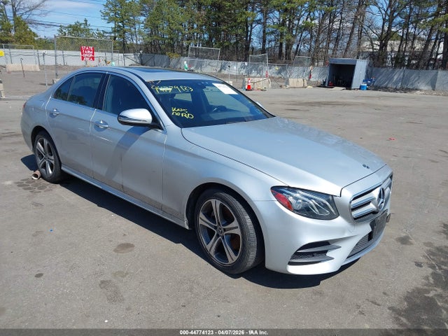 Продаж на аукціоні авто 2019 Mercedes-benz E 300 4matic, vin: WDDZF4KBXKA506613, номер лоту: 44774123