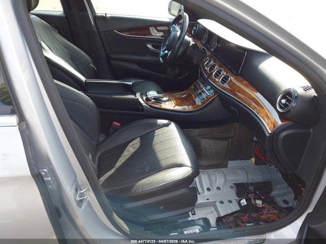44774123 :رقم المزاد ، WDDZF4KBXKA506613 vin ، 2019 Mercedes-benz E 300 4matic مزاد بيع
