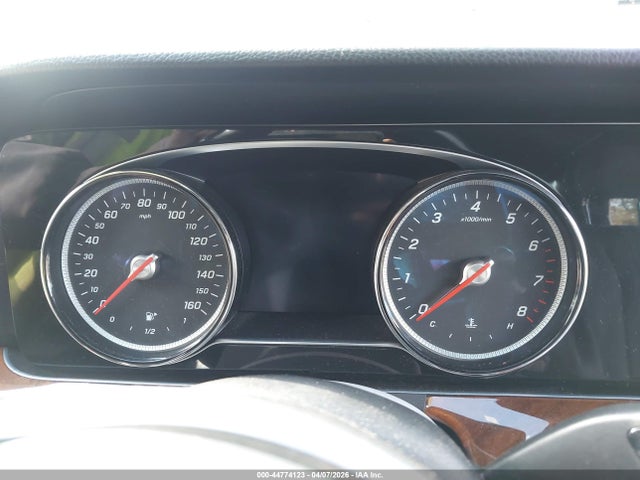 44774123 :رقم المزاد ، WDDZF4KBXKA506613 vin ، 2019 Mercedes-benz E 300 4matic مزاد بيع