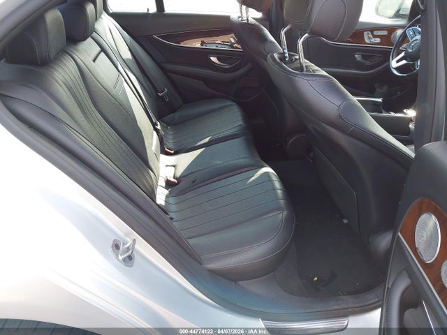 44774123 :رقم المزاد ، WDDZF4KBXKA506613 vin ، 2019 Mercedes-benz E 300 4matic مزاد بيع