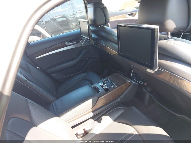 WAUJGAFD8FN027231 Audi A8 3.0t