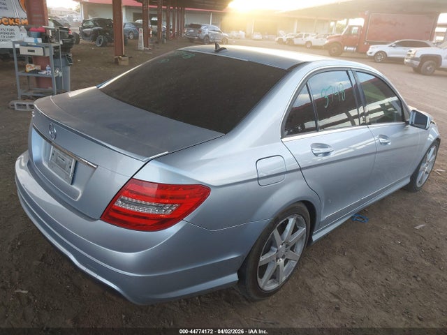 2014 Mercedes-benz C 250 Sport მანქანა იყიდება აუქციონზე, vin: WDDGF4HB8EA960300, აუქციონის ნომერი: 44774172