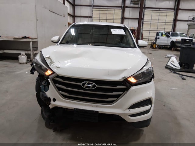 Hyundai TUCSON SE 2018 KM8J2CA42JU765167 Image 6