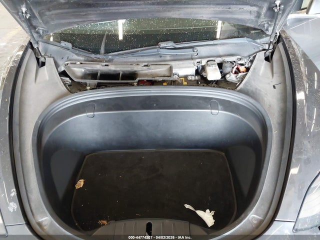 2018 Tesla Model 3 Long Range/mid Range მანქანა იყიდება აუქციონზე, vin: 5YJ3E1EA1JF006866, აუქციონის ნომერი: 44774207