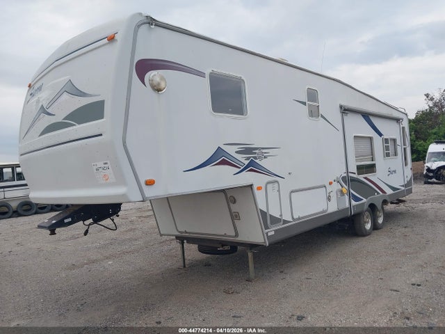 44774214 :رقم المزاد ، 4X4FSEF284A027600 vin ، 2004 Forest River Fifth Wheel Series M مزاد بيع