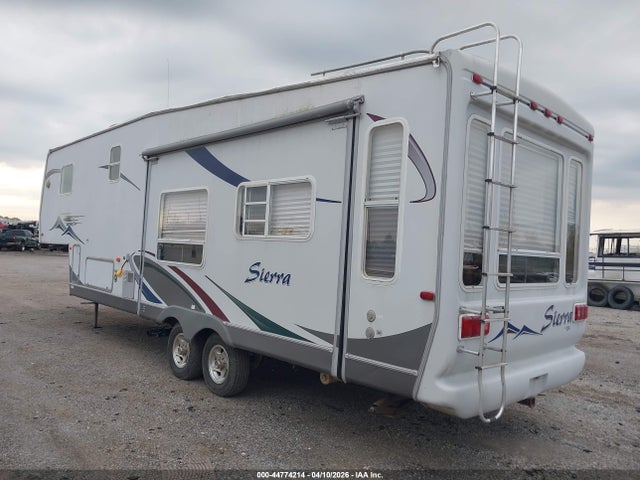 44774214 :رقم المزاد ، 4X4FSEF284A027600 vin ، 2004 Forest River Fifth Wheel Series M مزاد بيع