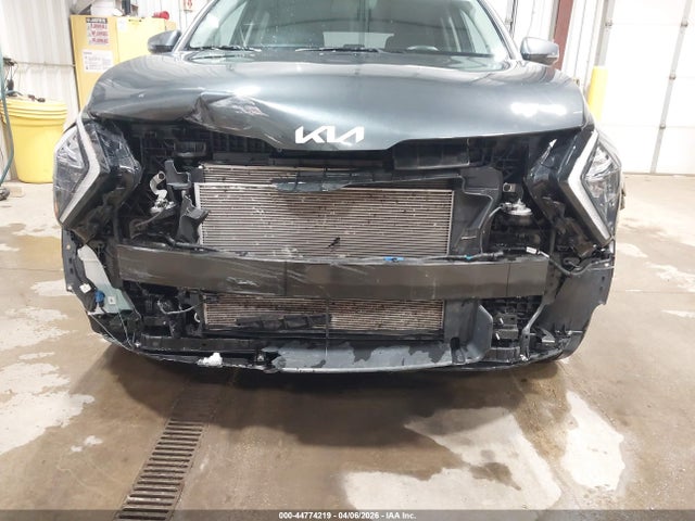 44774219 :رقم المزاد ، 5XYK3CAF1PG106370 vin ، 2023 Kia Sportage Ex مزاد بيع