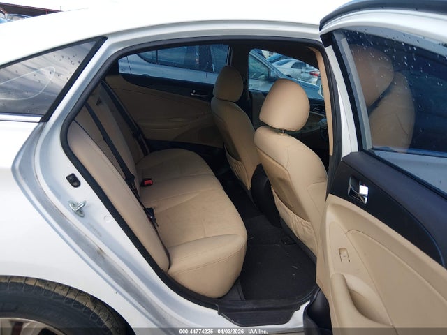 Продажа на аукционе авто 2011 Hyundai Sonata Gls, vin: 5NPEB4AC0BH210894, номер лота: 44774225