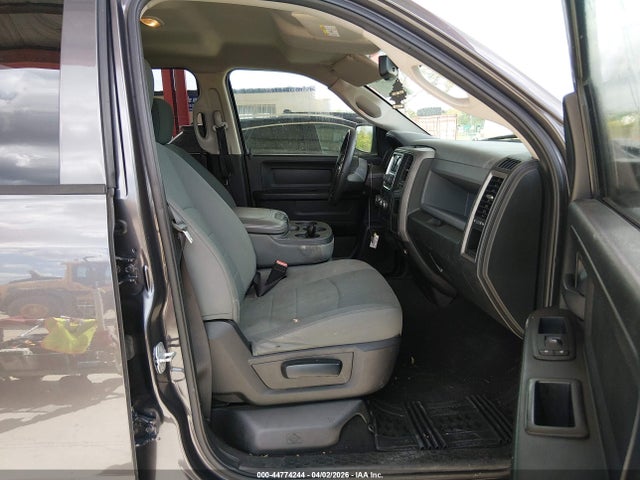 2015 Ram 1500 Express მანქანა იყიდება აუქციონზე, vin: 1C6RR6FG0FS592489, აუქციონის ნომერი: 44774244