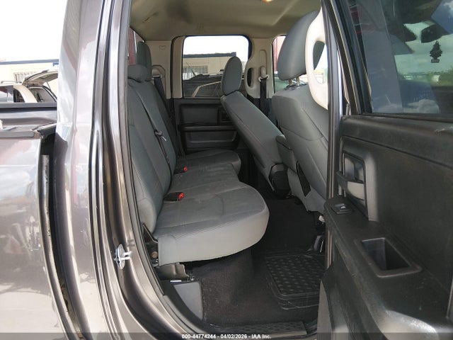 2015 Ram 1500 Express მანქანა იყიდება აუქციონზე, vin: 1C6RR6FG0FS592489, აუქციონის ნომერი: 44774244