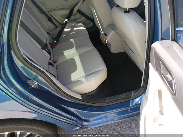 Продажа на аукционе авто 2019 Volkswagen Jetta 1.4t Sel, vin: 3VWEB7BU5KM243695, номер лота: 44774275