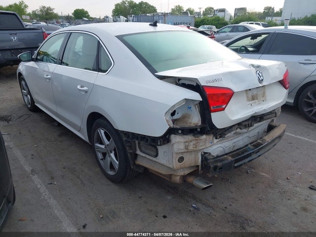 44774371 :رقم المزاد ، 1VWBP7A32CC041879 vin ، 2012 Volkswagen Passat 2.5l Se مزاد بيع
