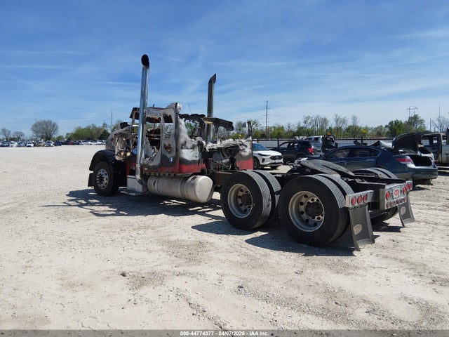 Auction sale of the 2000 Peterbilt 379, vin: 1NP5D69X8YN531662, lot number: 44774377