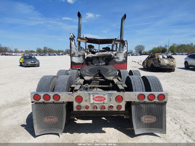 Auction sale of the 2000 Peterbilt 379, vin: 1NP5D69X8YN531662, lot number: 44774377