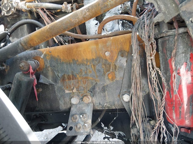 Auction sale of the 2000 Peterbilt 379, vin: 1NP5D69X8YN531662, lot number: 44774377