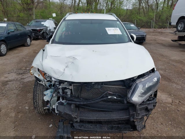 44774384 :رقم المزاد ، KNMAT2MV7HP532362 vin ، 2017 Nissan Rogue Sv مزاد بيع