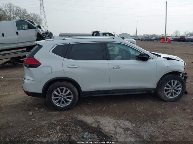 44774384 :رقم المزاد ، KNMAT2MV7HP532362 vin ، 2017 Nissan Rogue Sv مزاد بيع